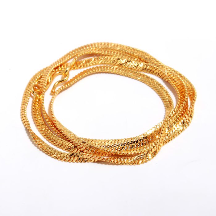 Sleek Snake Chain – Timeless Luxury Necklace 🐍✨