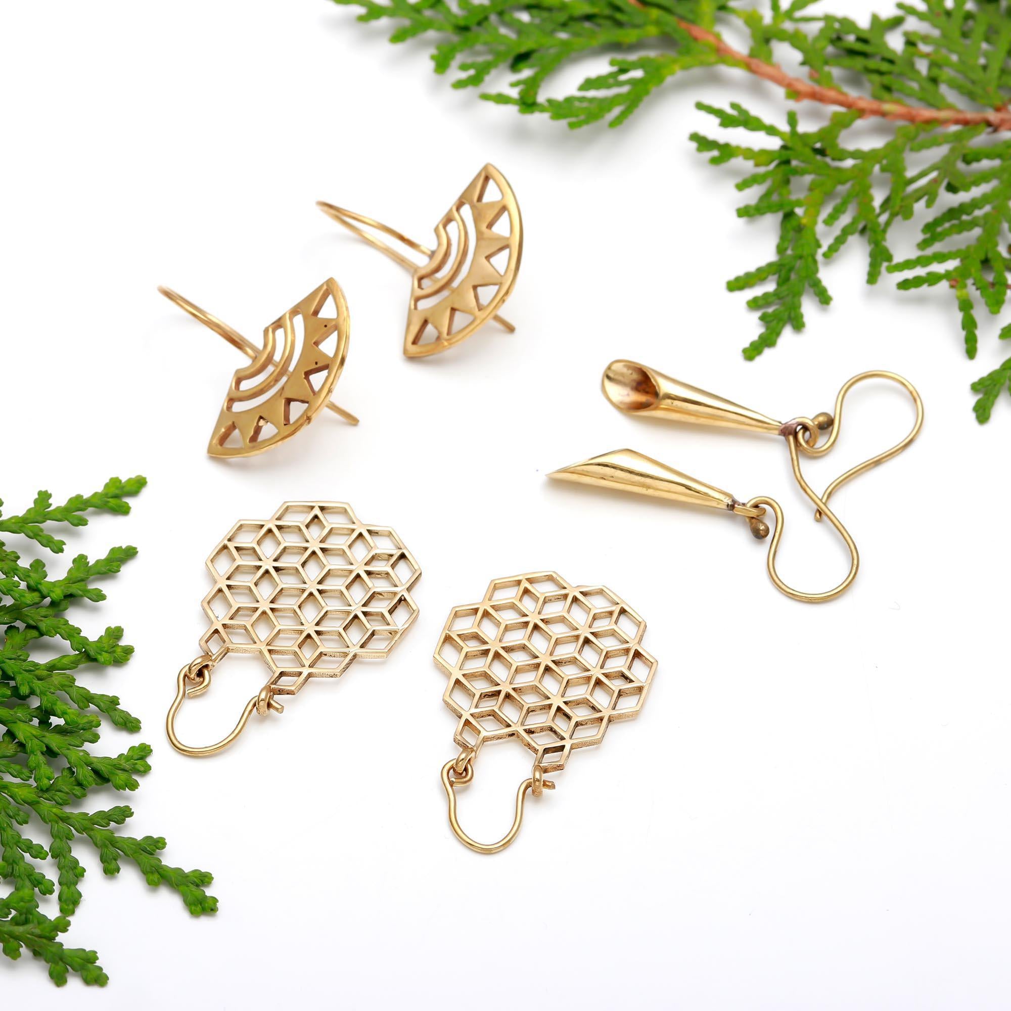 Elegant Dual Design Brass Drop Earrings – Geometric & Sleek Style (Set of 2)