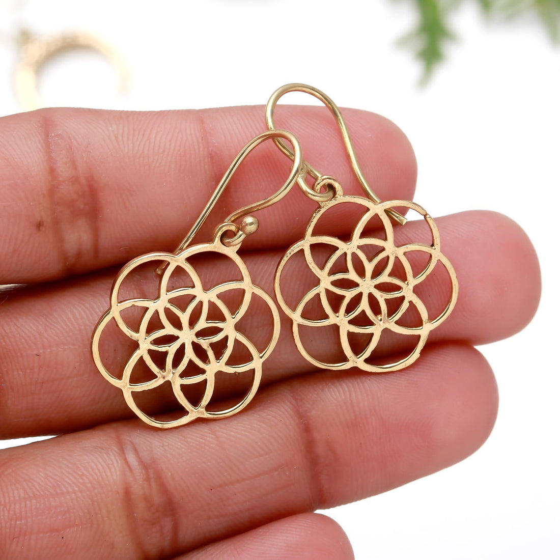 Elegant Gold Earrings Collection: Crescent Moon, Butterfly, and Lotus Designs 🌙🦋🌼