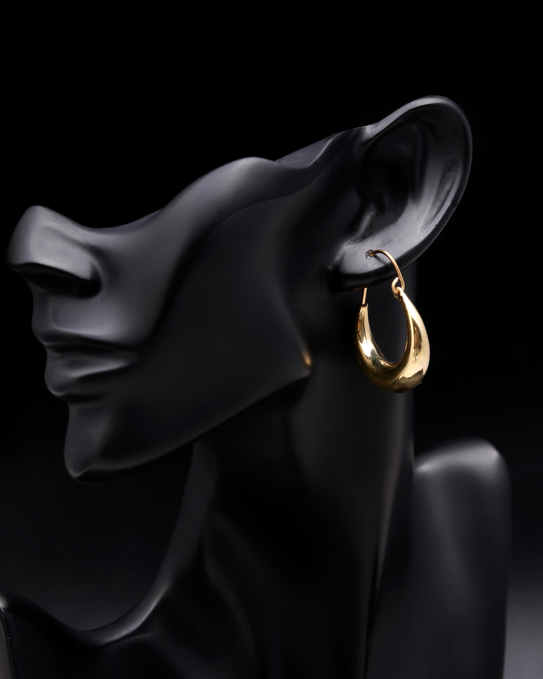 Elegant Gold Earrings Collection: Hoops, Feathers, and Geometric Designs 🌿✨
